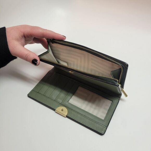 Kate Spade Green Wallet - Picture 8 of 15